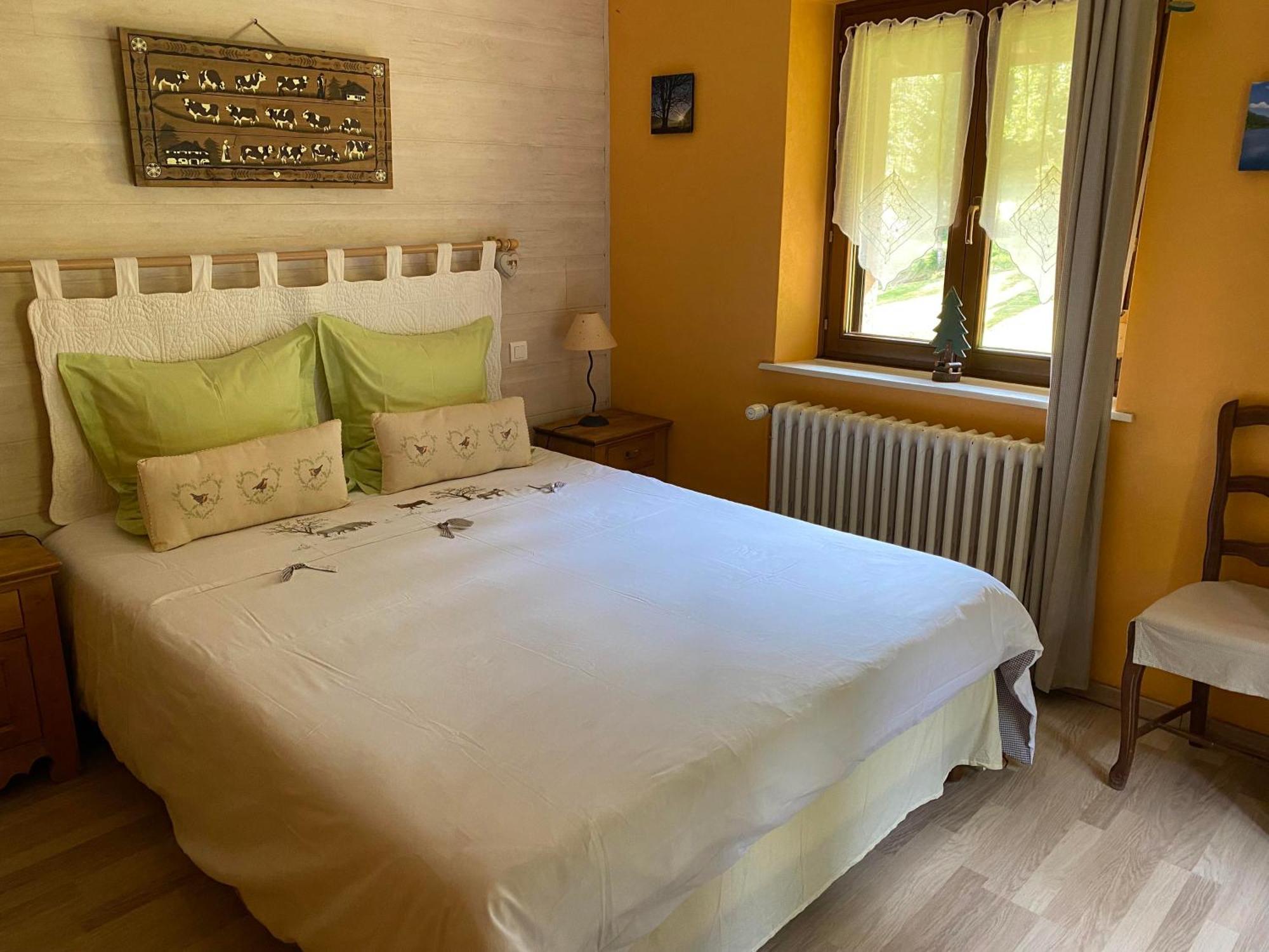 Chambres D'Hotes Des Cascades St-Nicolas Kruth Экстерьер фото