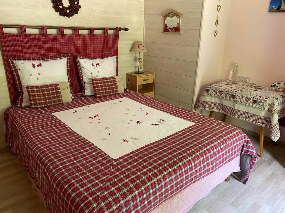 Chambres D'Hotes Des Cascades St-Nicolas Kruth Экстерьер фото