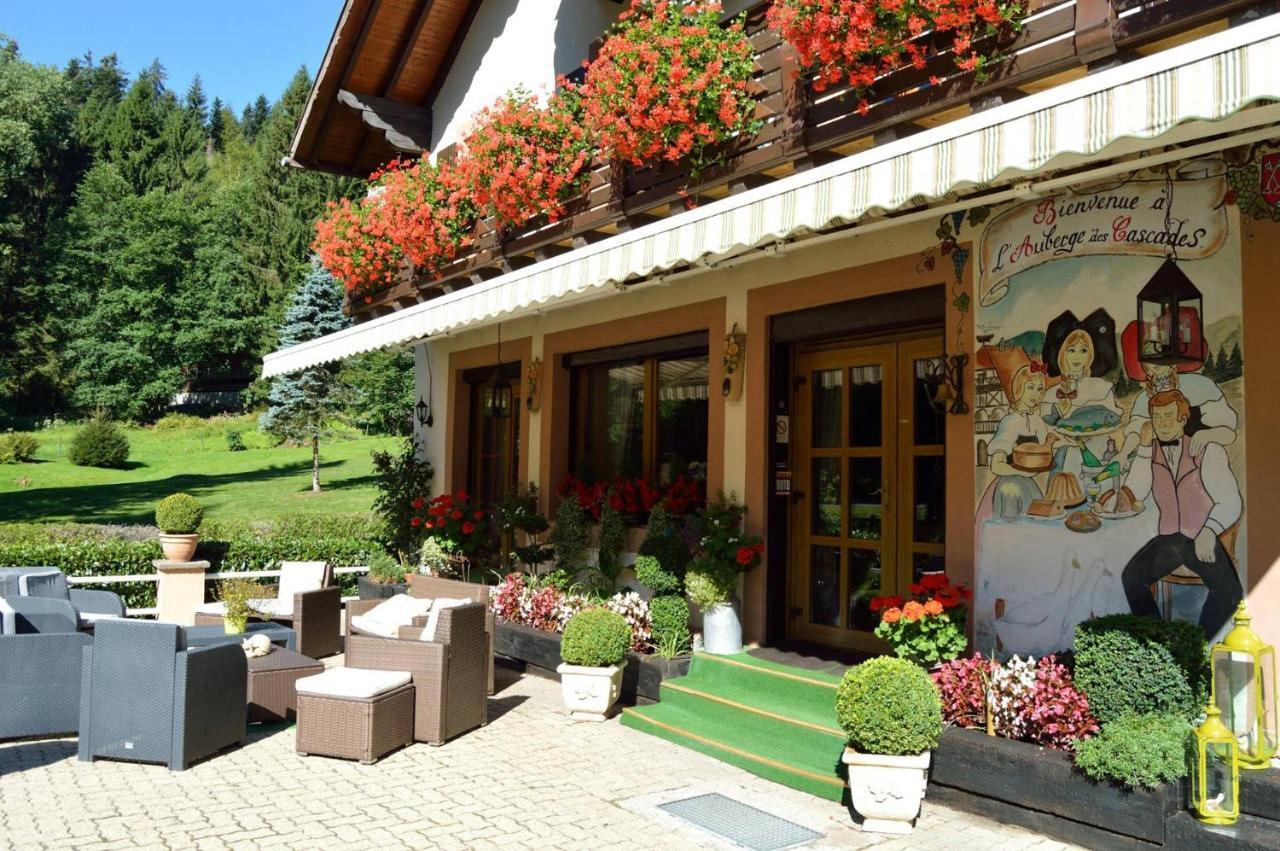 Chambres D'Hotes Des Cascades St-Nicolas Kruth Экстерьер фото